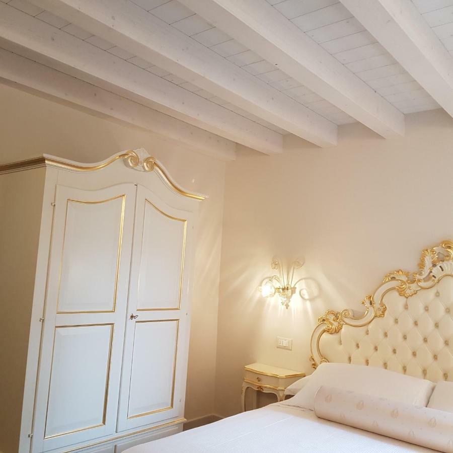 Ca' Vittoria Boutique House Apartsuite Chioggia Buitenkant foto