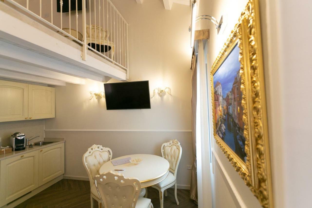 Ca' Vittoria Boutique House Apartsuite Chioggia Buitenkant foto