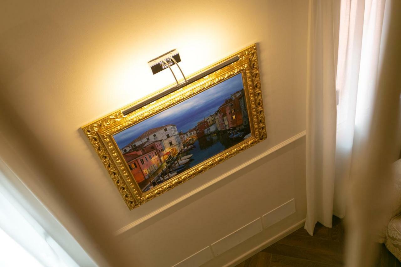 Ca' Vittoria Boutique House Apartsuite Chioggia Buitenkant foto